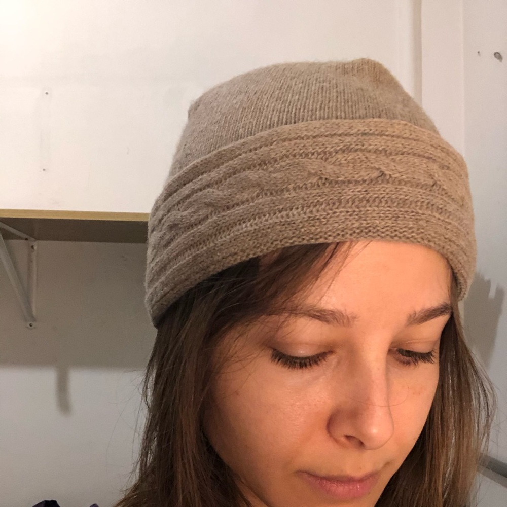 Portolano 100% cashmere hat